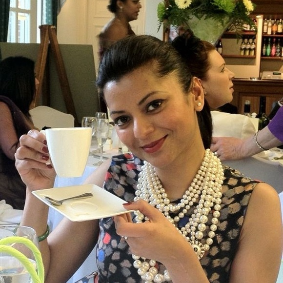 CURATED OUTFIT STYLES FROM MY CLOSET. Most of these garments are for sale. - Picture 13 of 17